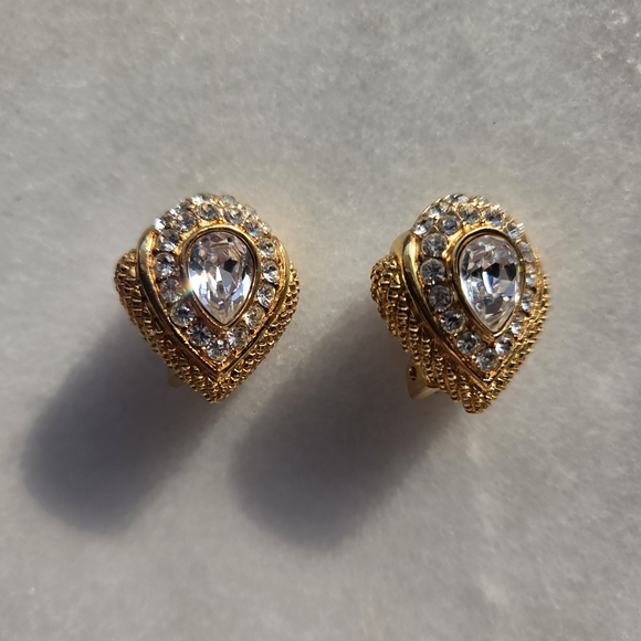 Carolina Herrera Jewelry - Vintage Carolina Herrera Clip-On Earrings